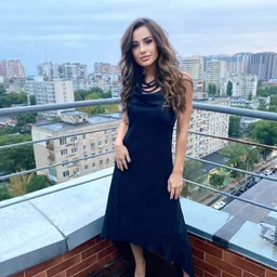 SW-910 At a men's beauty salon where busty and big butts are in close contact, the overly erect penis attacks the esthetician's crotch! 