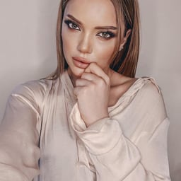 Come and touch me to see my length.