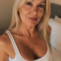 I made her a sex slave at my command even outside the store.