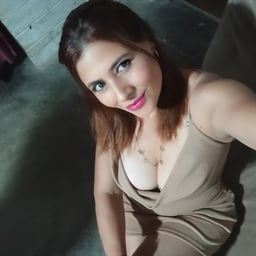 I practiced with a foreign fitness instructor. Halfway through the practice, I actually wanted to have sex!