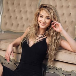 Arab fucks Chloe Lamour's big tits and cums on them