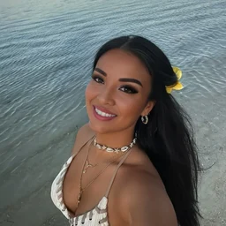 :My husband’s client is sexually suggestive My husband’s client is sexually suggestive