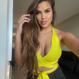 Beautiful girl raises her ass and waits for her foreign boyfriend’s cock! Use the butt plug to get used to it first and then let the big cock go in!