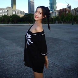 MEYD901 When I called the local delivery health service, the wife next door came! “There is no problem with any play...