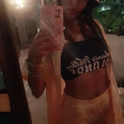 A work commemorating the 3rd anniversary of the revival. The sensitive busty body and the muddy sexual desire are on target after being teased and endured for a month!