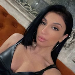 4 works of 220 points for Raging Waves! The friendly nurse with bright eyes seemed to have not been with a man for a long time, and she was breathing heavily with dissatisfaction. -cd4