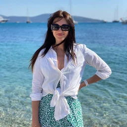 :A short-haired lady with a plump figure and a fat pussy touches herself in close-up A short-haired lady with a plump figure and a fat pussy touches herself in close-up