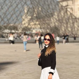 Ichahako! Extremely cute J-type lovey-dovey showdown between Riku-chan, a lively girl with short black hair, and an innocent girl. .