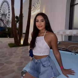 :The coquettish and beautiful young woman Avril Lavigne, wearing stockings, high heels, deepthroating and blowing her asshole, charges multiple men and women to have a sex show! The coquettish and beautiful young woman Avril Lavigne, wearing stockings, high heels, deepthroating and blowing her asshole, charges multiple men and women to have a sex show!