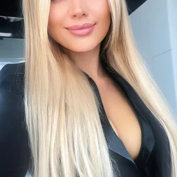 The little silky lolita girlfriend shows her face and has passionate footjob with her brother. She lifts up her big dick and gets passionately fucked on top. She moans and masturbates with props and masturbates her pussy for the wolf friends to see and st