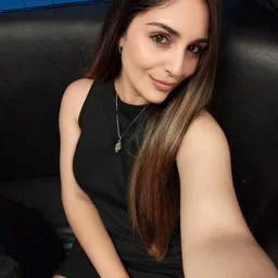 Sexy pretty blonde girl blindfolded!