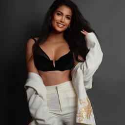 OBA396A miracle born from the ancient capital! Amazing slender beautiful mature woman! ! Meiko Fujiwara, proprietress of a long-established restaurant in Kyoto, makes her OBASAN debut at the age of 55! ! (Ranyu).