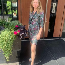 Bound high heels, crotchless black stockings, riding props, big JJ and masturbating!