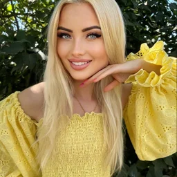 My girlfriend planned to retaliate against her best friend by inviting her to her home as a guest. She was pushed down by her boyfriend as soon as she entered the house and was creampied.