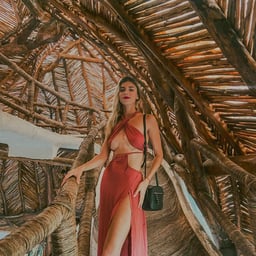 The cheating hotwife who practices yoga has a fat, perky ass and a squirting sound!