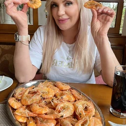 Domestic AV Sugar Heart Vlog Random Passerby Challenge