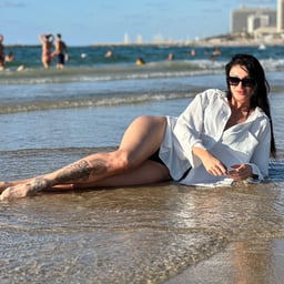 SSNI-336 I was fucked by my dad while my husband was taking a shower