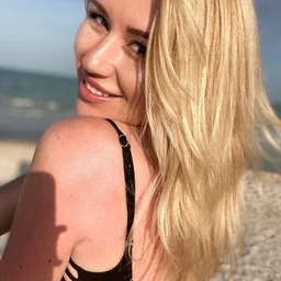 Training white tiger girlfriend to cum without condom