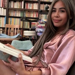 The rich man made a sex appointment with a sexy man who had his pussy squirted and a socially tattooed lady fucked a well-behaved wife, showing her face perfectly.