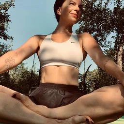 Creampie slut little bitch 1.