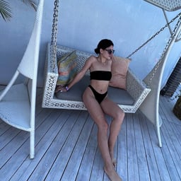 views:The slut with high heels, black stockings, fat ass and big breasts buckles her pussy and teases the boy with four eyes for sex The slut with high heels, black stockings, fat ass and big breasts buckles her pussy and teases the boy with four eyes for sex