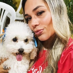 Like the boss's wife who seduces me by showing off her big chest.